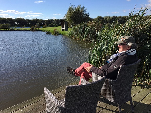 间做出谨慎 间做出谨慎